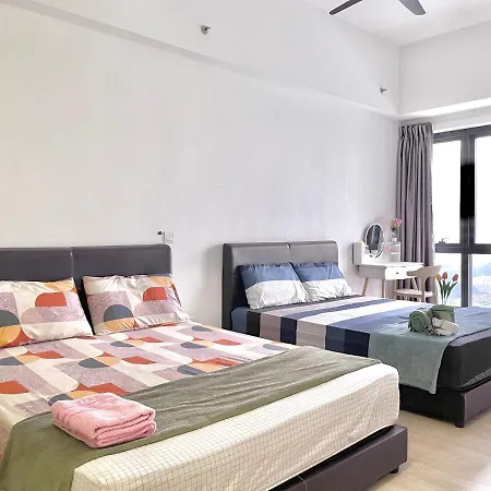 Revo Near Pavilion2 Stadium Bukit Jalil 4-5Pax